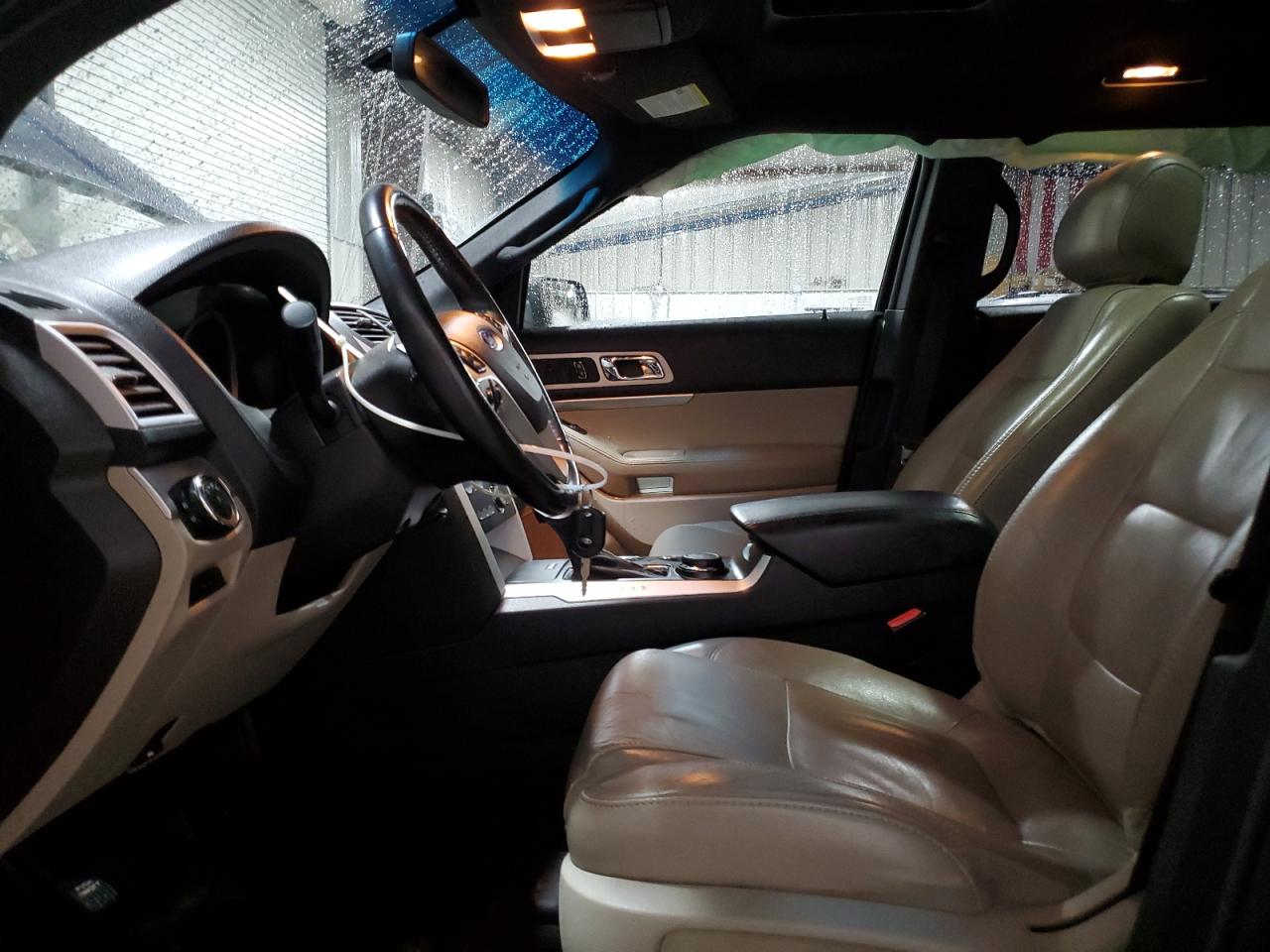 2012 Ford Explorer - Image 7