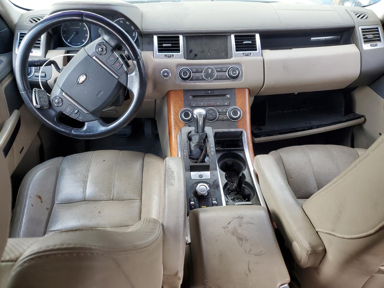 2011 Land Rover Range Rover - Image 8