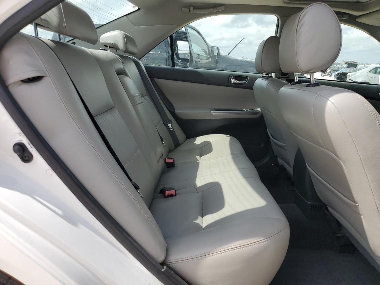 2002 Toyota Camry - Image 10