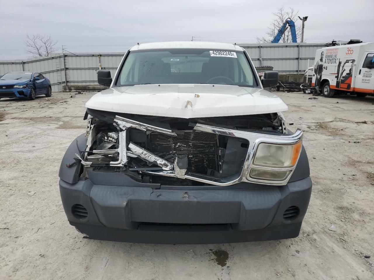 2007 Dodge Nitro - Image 5