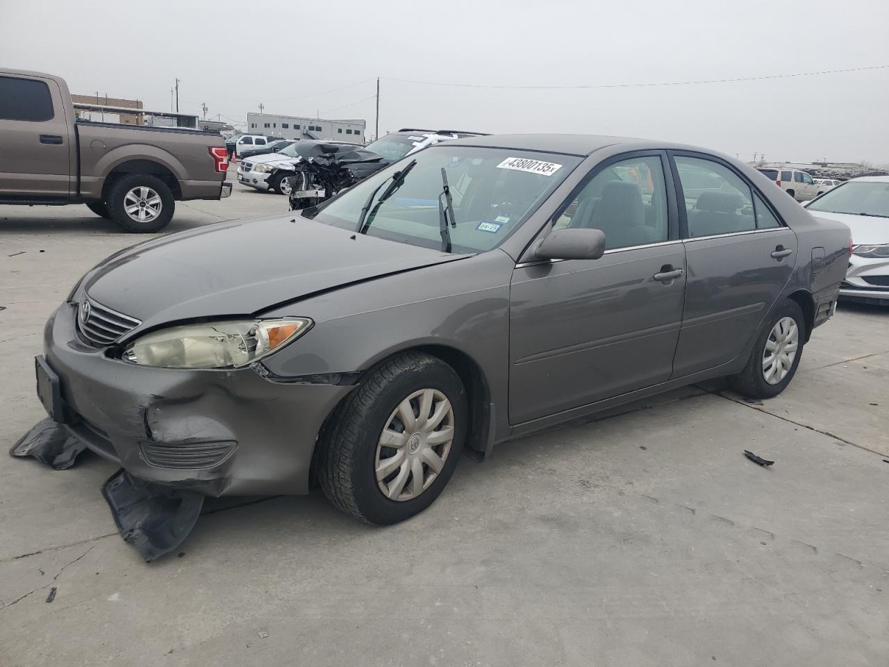 2005 Toyota Camry - Image 1