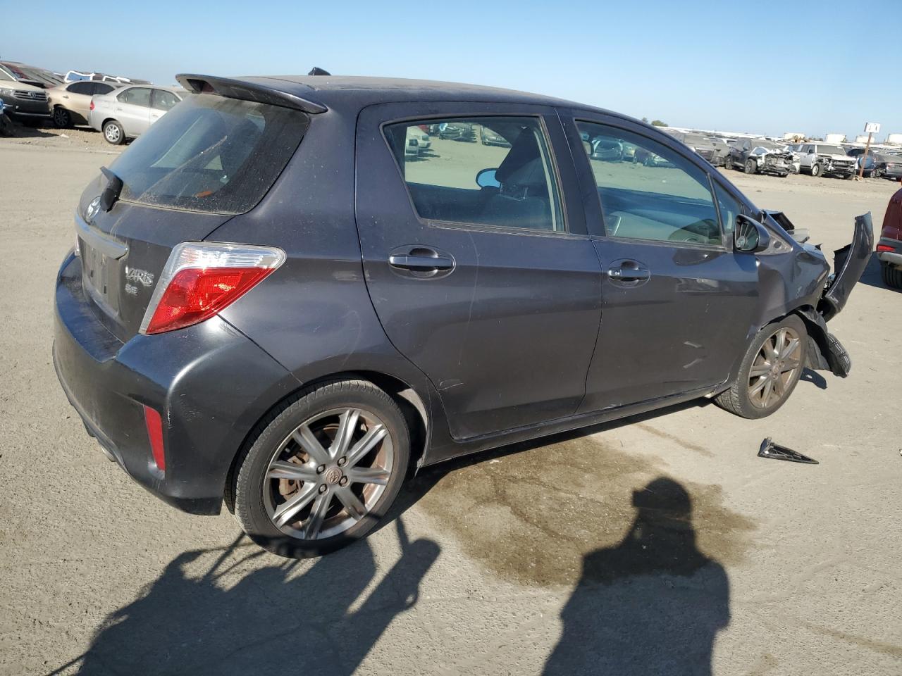 2012 Toyota Yaris - Image 3