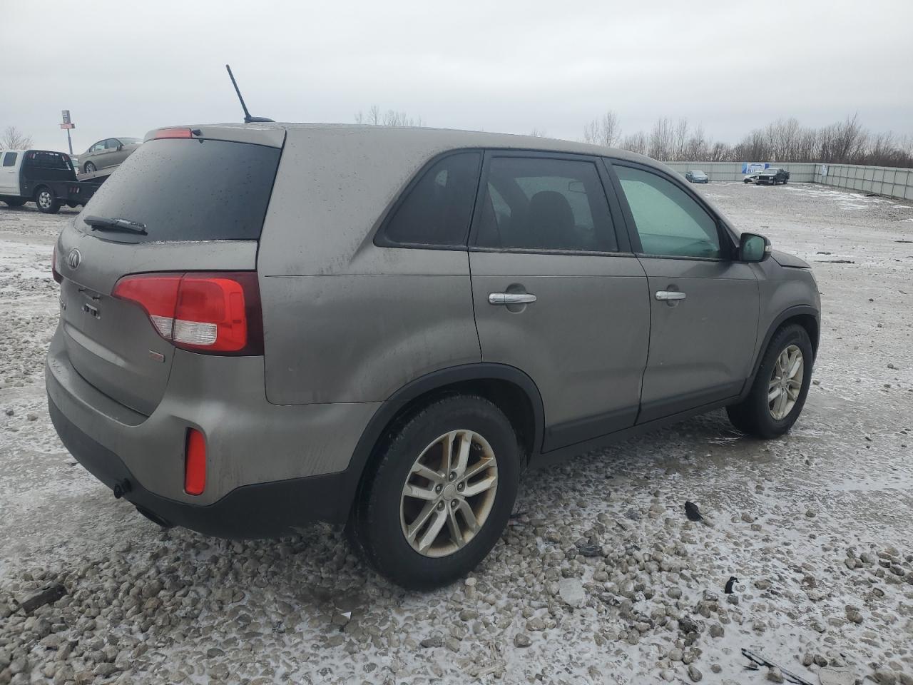 2014 Kia Sorento - Image 3