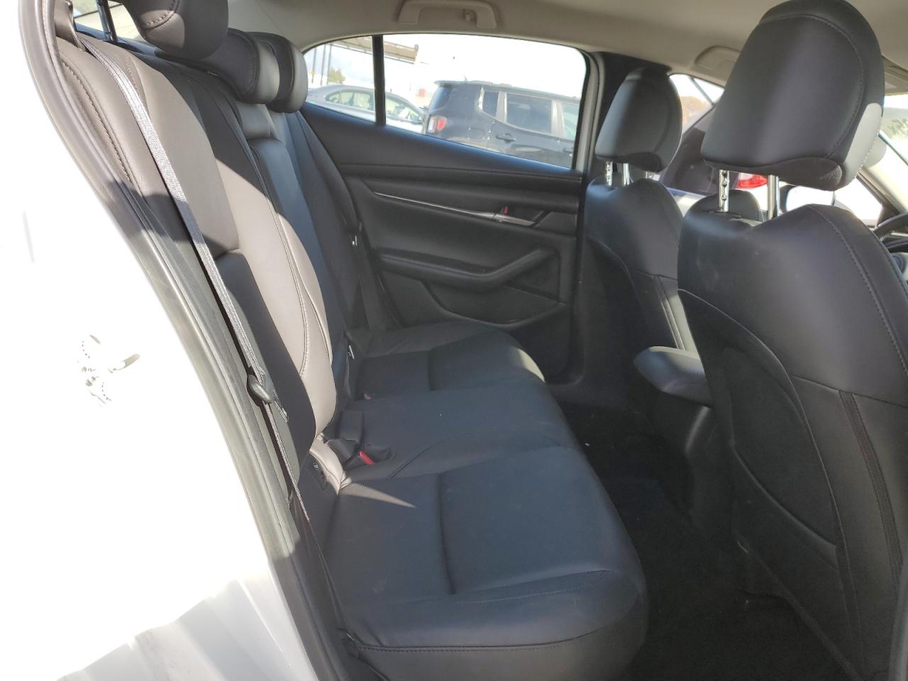 2020 Mazda 3 - Image 10