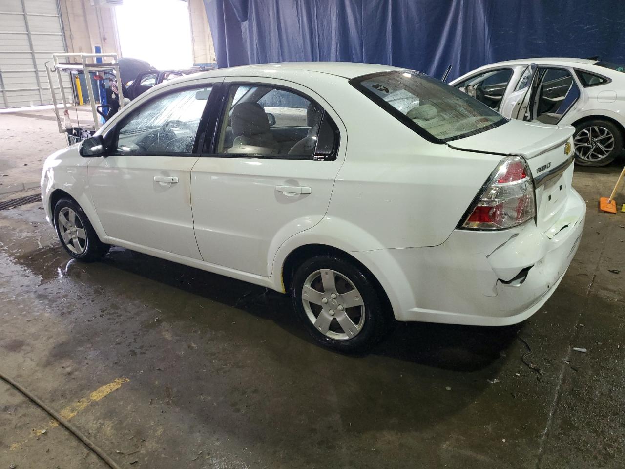 2011 Chevrolet Aveo - Image 2