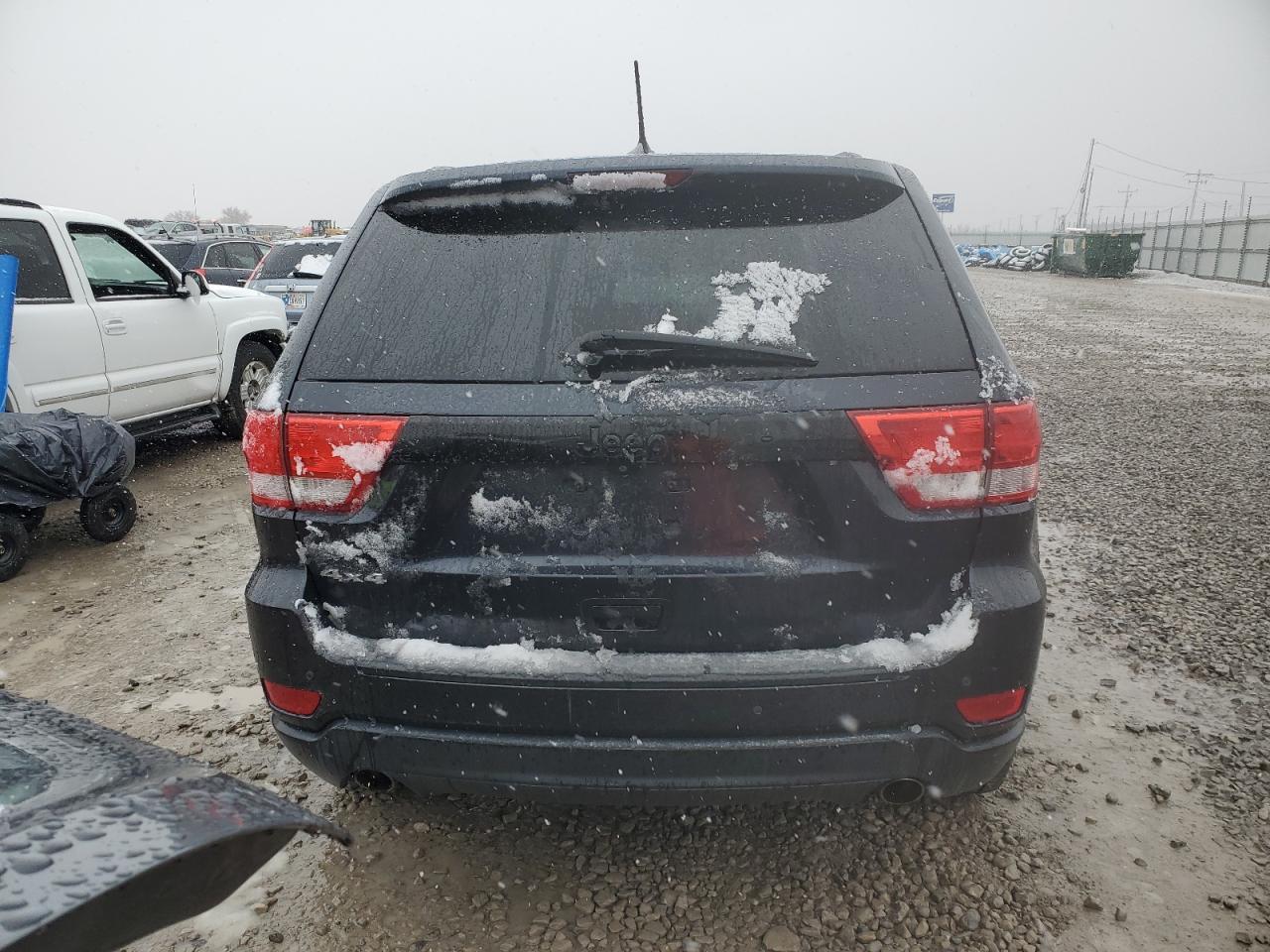 2012 Jeep Grand Cherokee - Image 6
