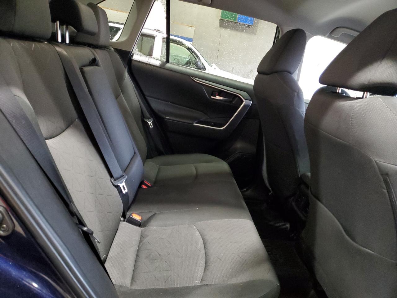 2024 Toyota RAV 4 - Image 11