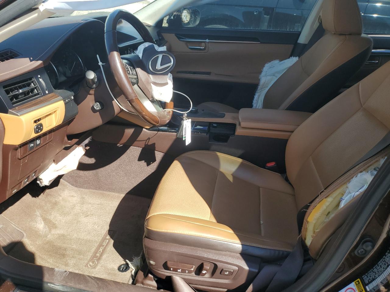 2016 Lexus ES - Image 7