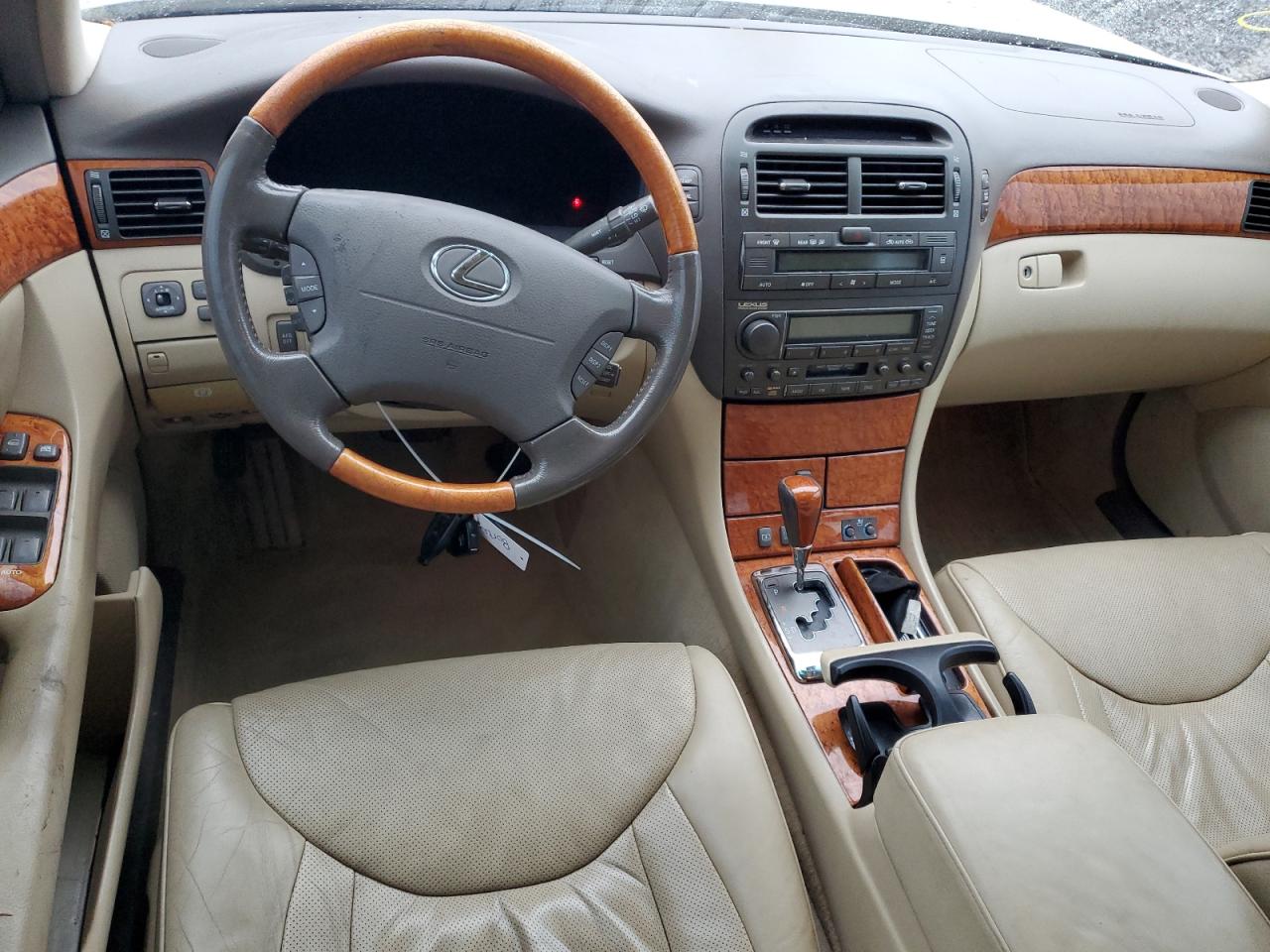 2004 Lexus LS - Image 8