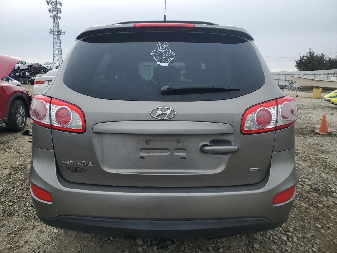 2012 Hyundai Santa Fe - Image 6