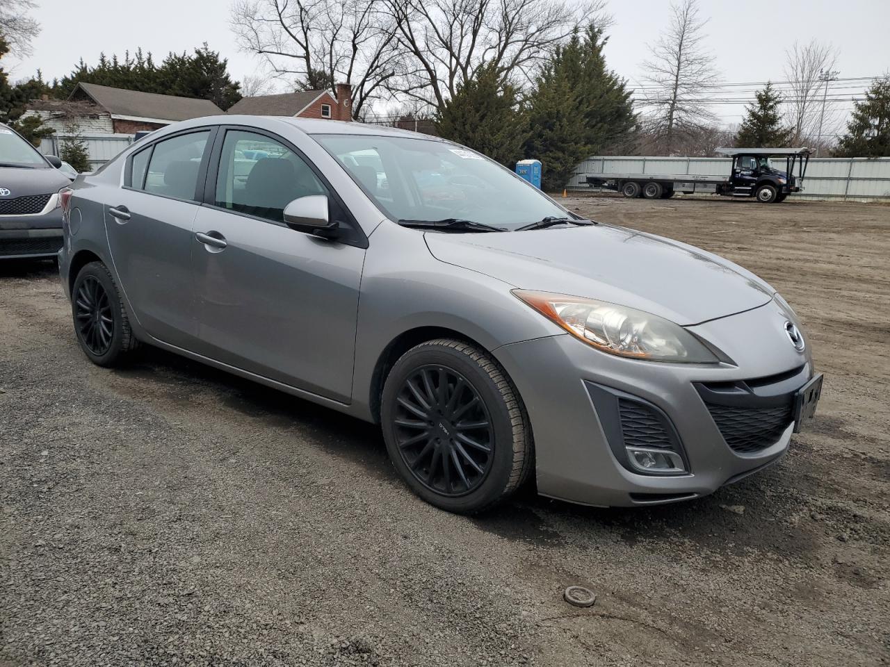 2011 Mazda 3 - Image 4