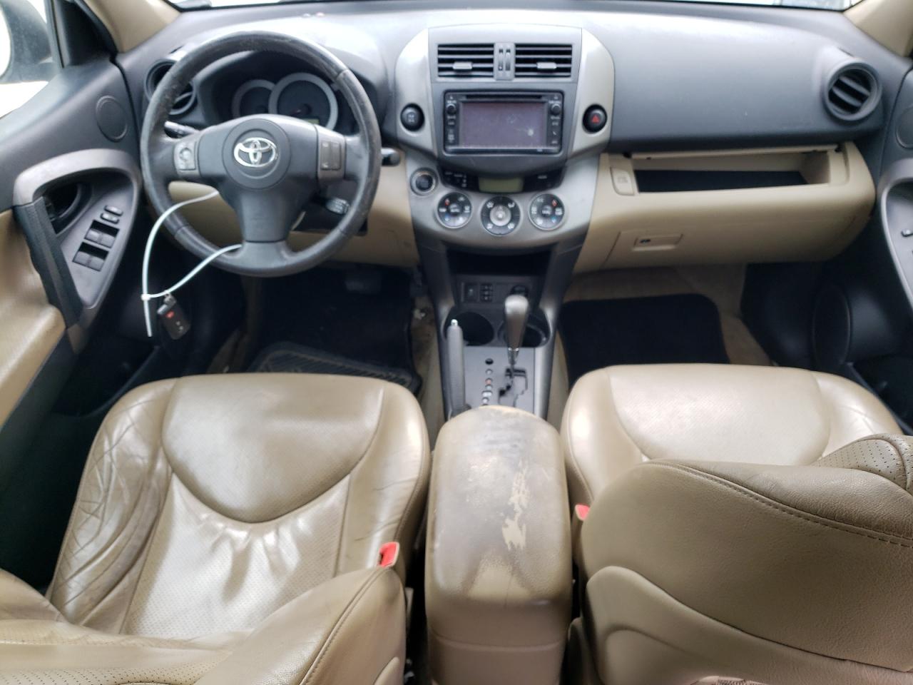 2012 Toyota RAV 4 - Image 8