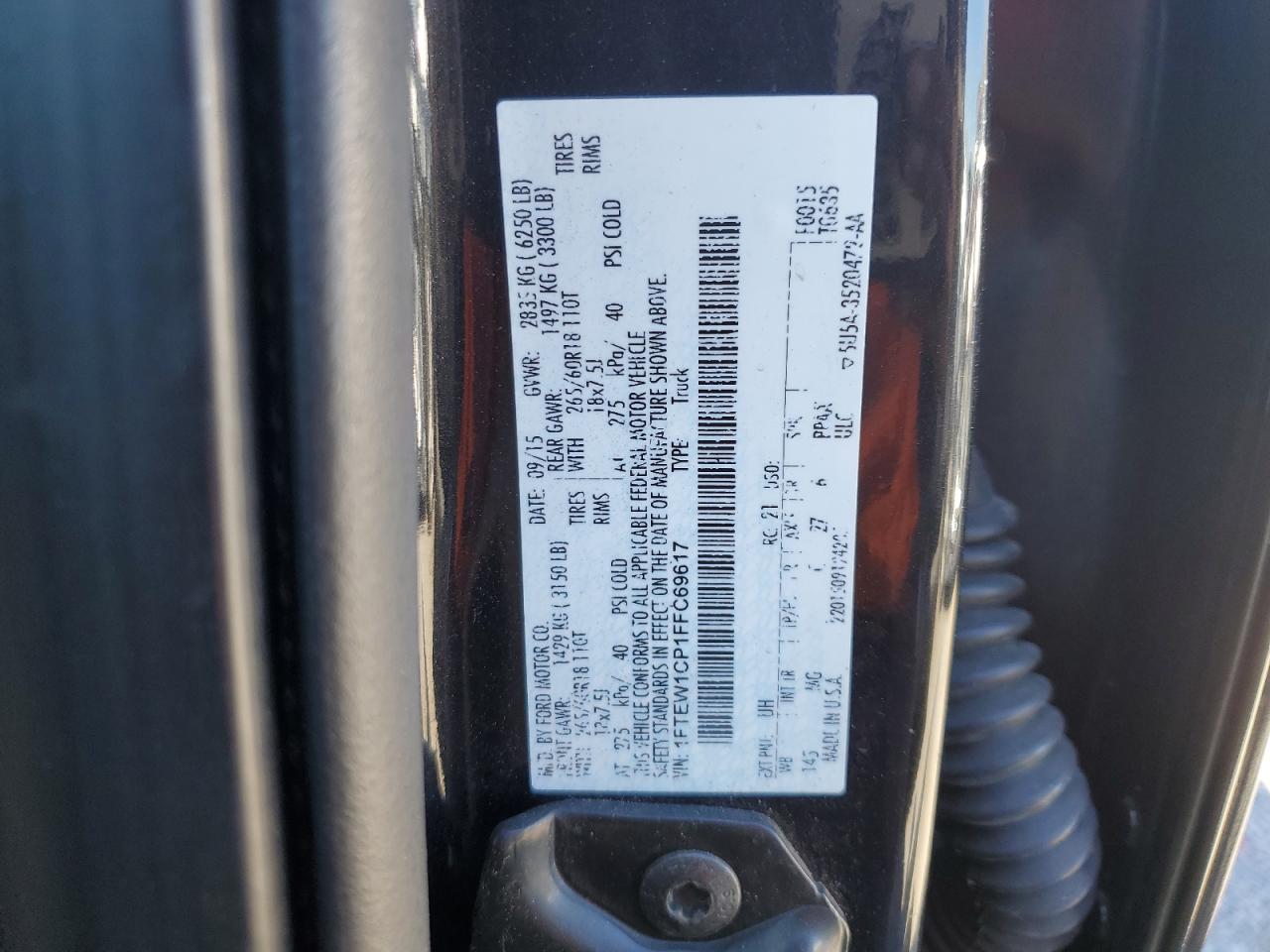 2015 Ford F-150 - Image 12