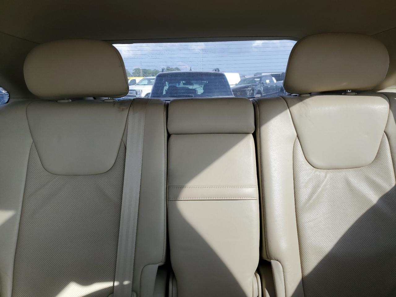 2012 Lexus RX - Image 11