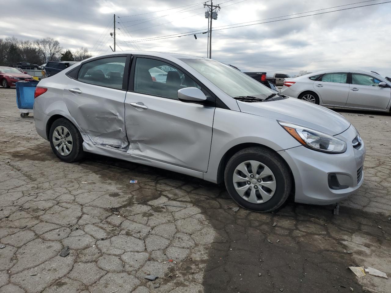 2017 Hyundai Accent - Image 4