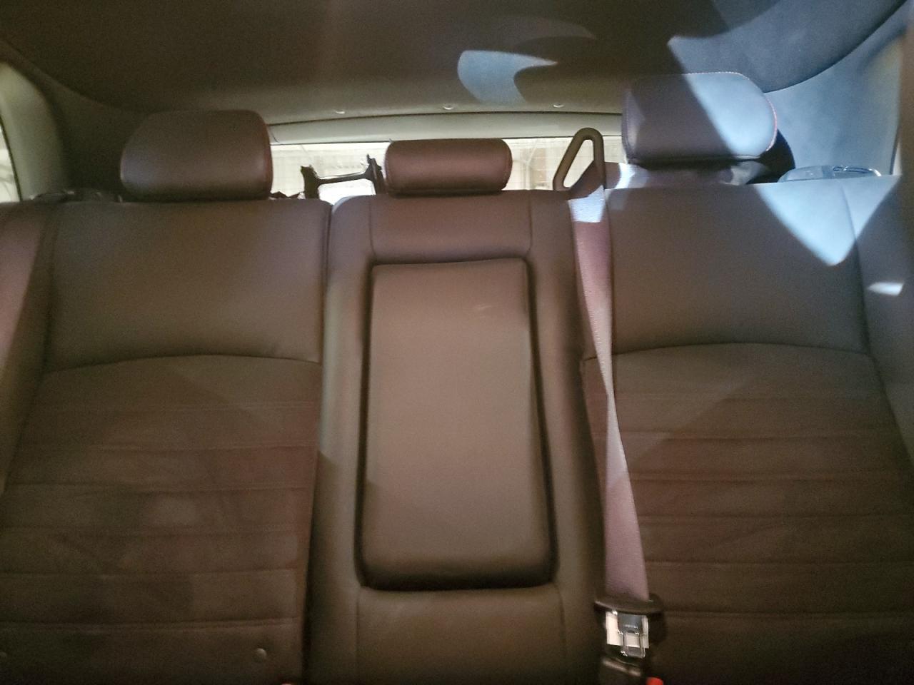 2021 Mitsubishi Outlander - Image 10