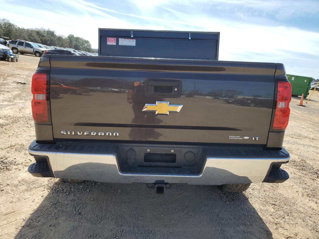 2016 Chevrolet Silverado - Image 6
