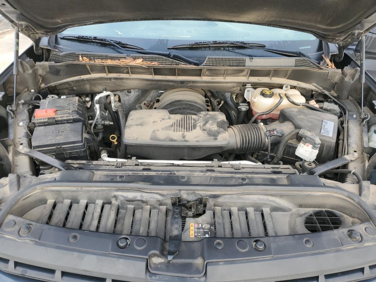 2019 Chevrolet Silverado - Image 11