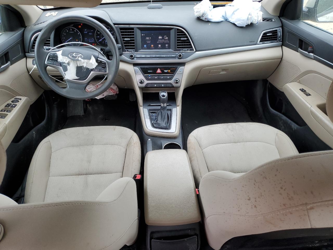 2017 Hyundai Elantra - Image 8
