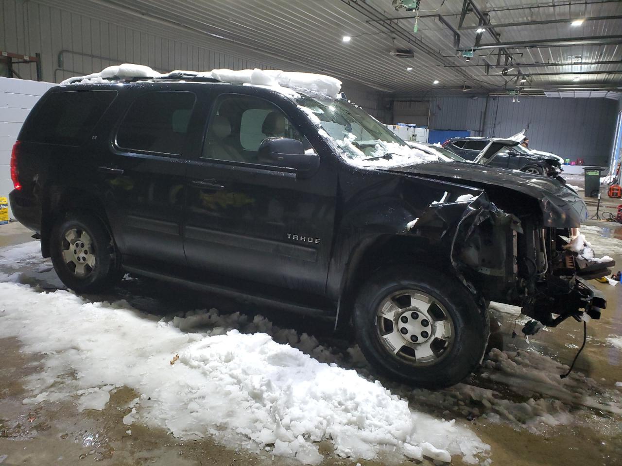 2010 Chevrolet Tahoe - Image 4