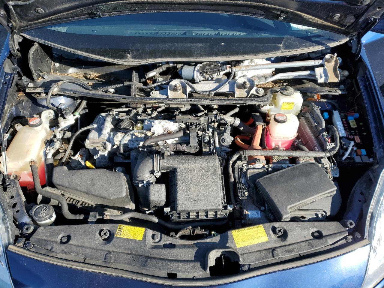 2014 Toyota Prius - Image 11