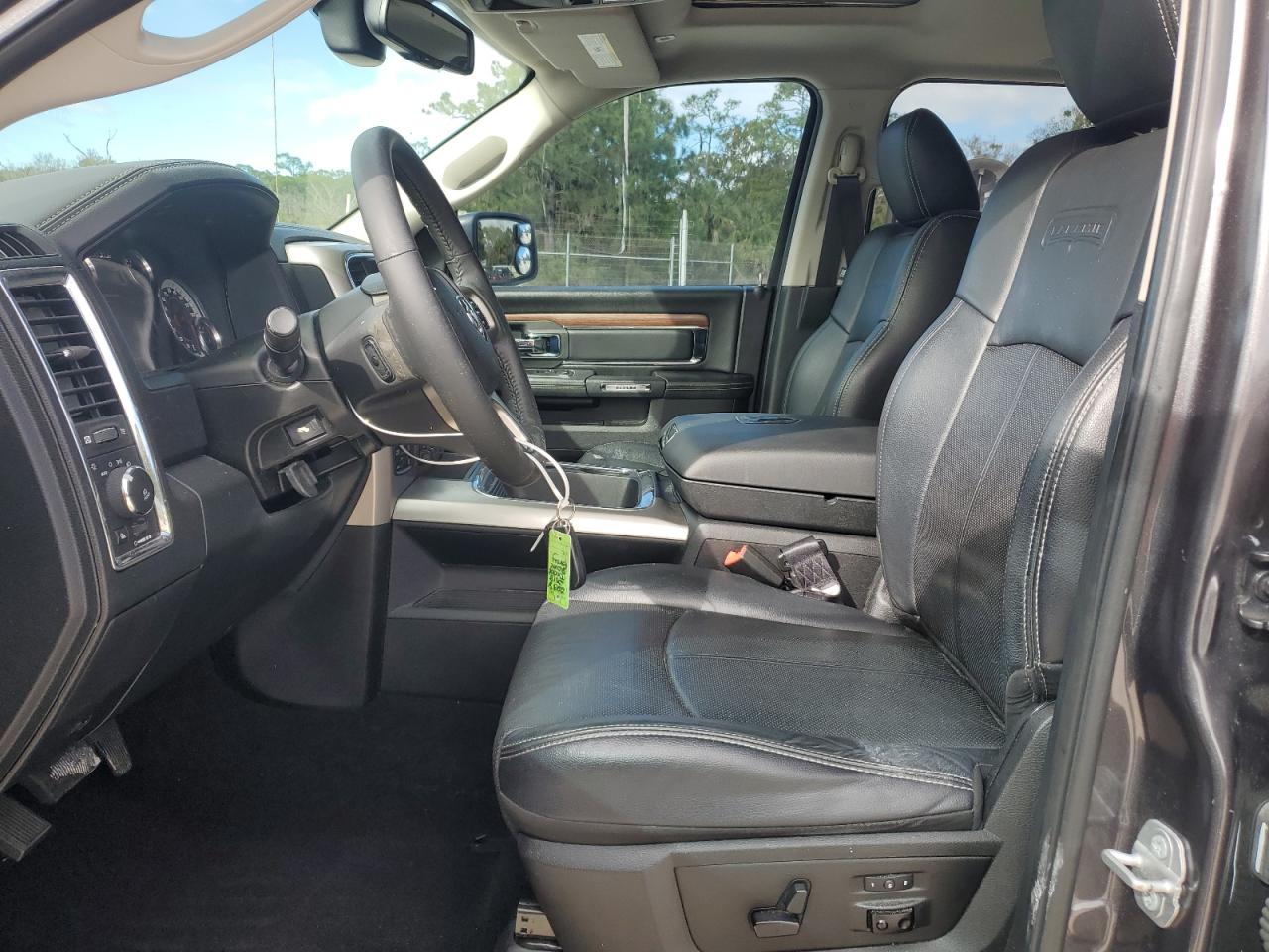 2018 RAM 1500 - Image 7