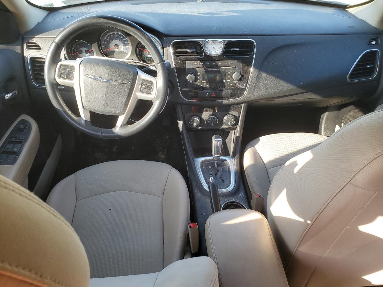 2012 Chrysler 200 - Image 8