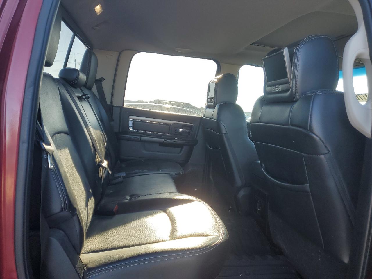 2013 RAM 1500 - Image 10