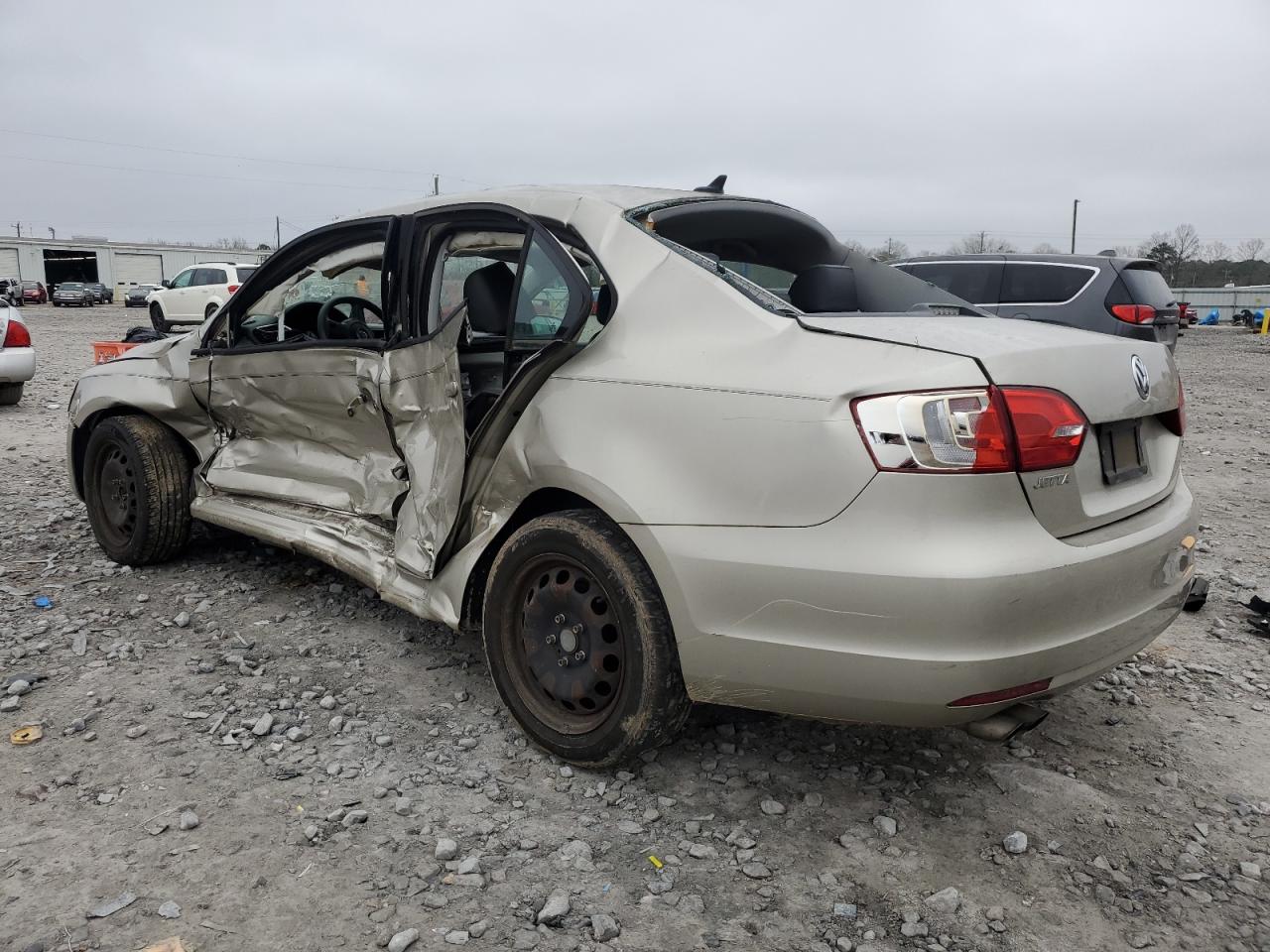 2014 Volkswagen Jetta - Image 2