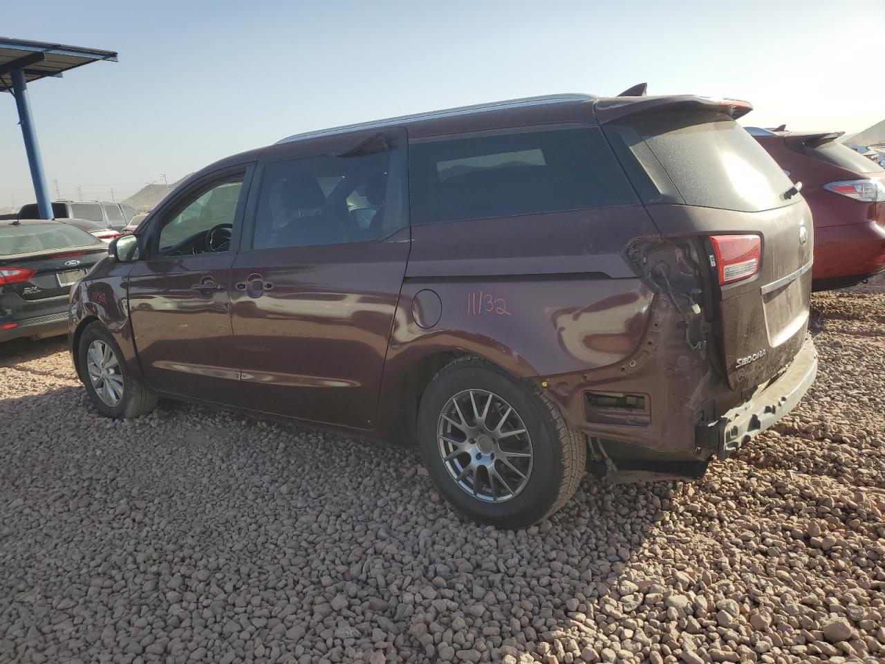 2017 Kia Sedona - Image 2