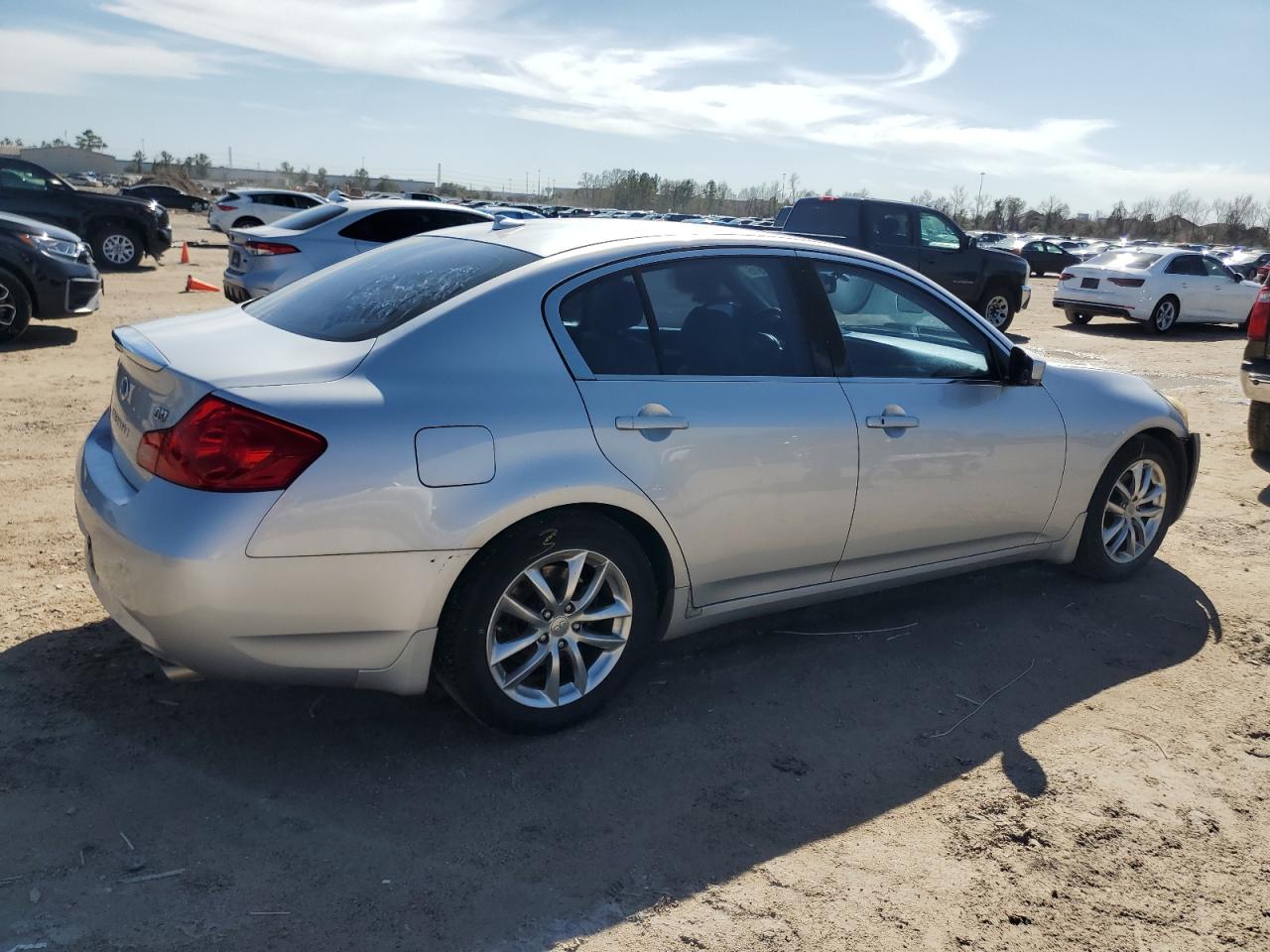 2009 Infiniti G - Image 3