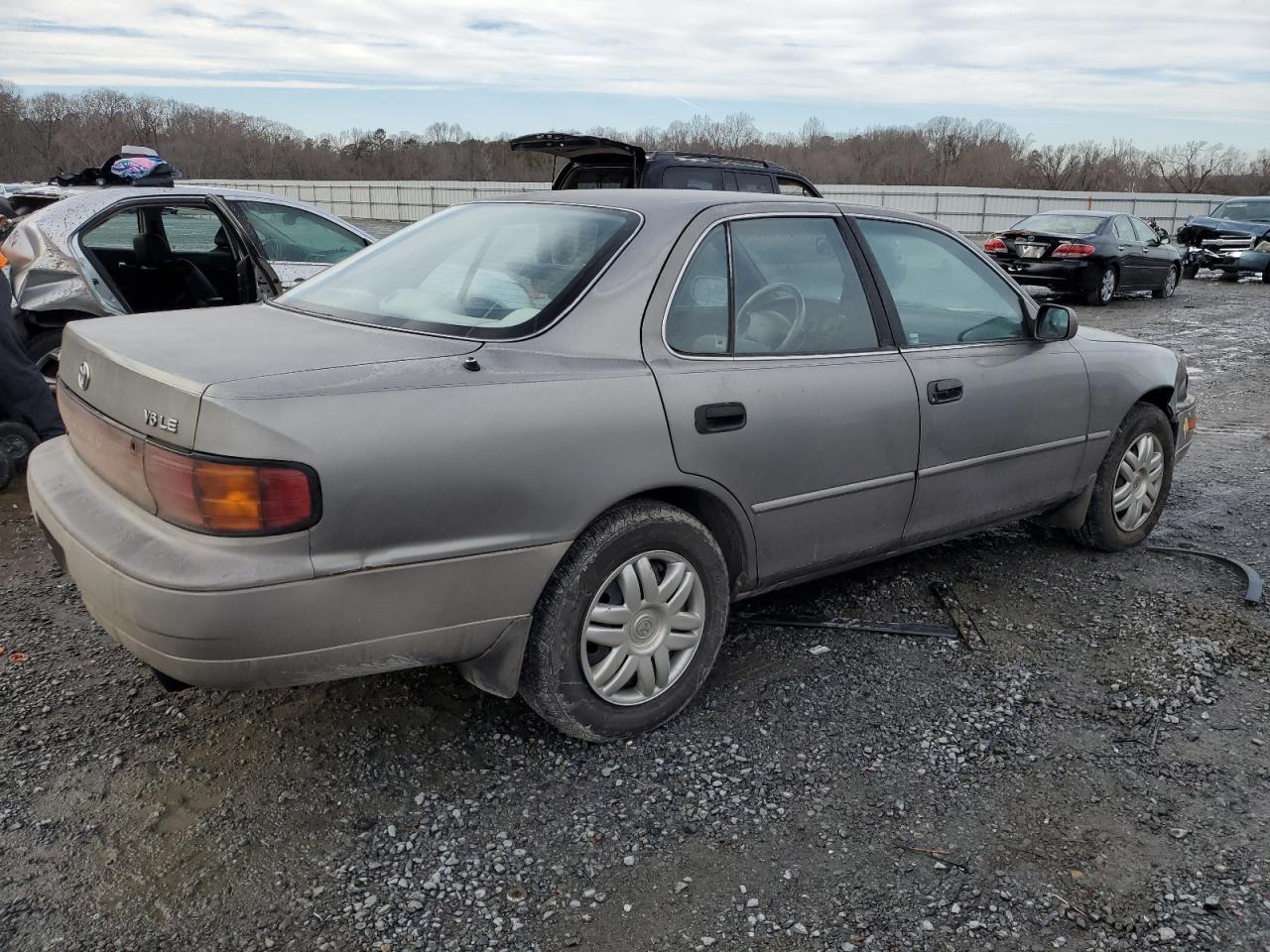1993 Toyota Camry - Image 3