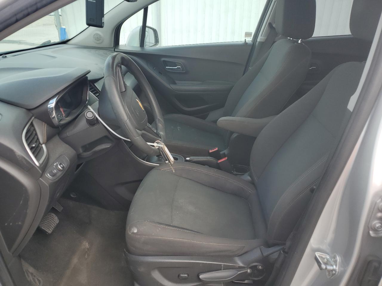 2020 Chevrolet Trax - Image 7