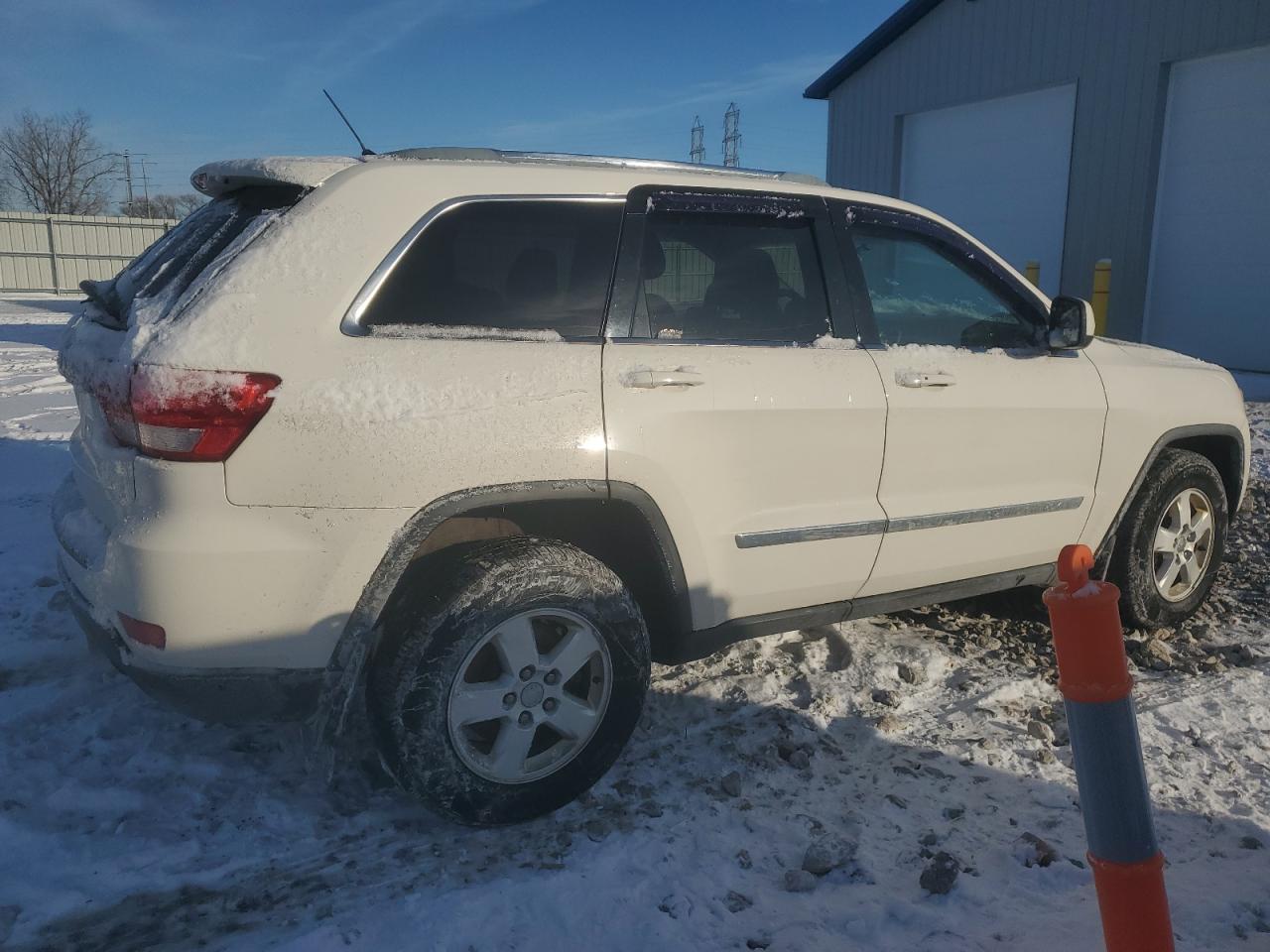2012 Jeep Grand Cherokee - Image 3