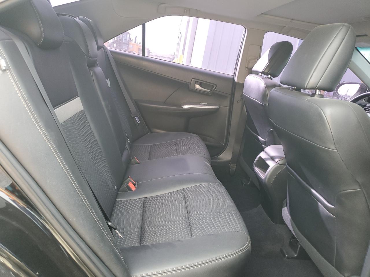 2012 Toyota Camry - Image 10