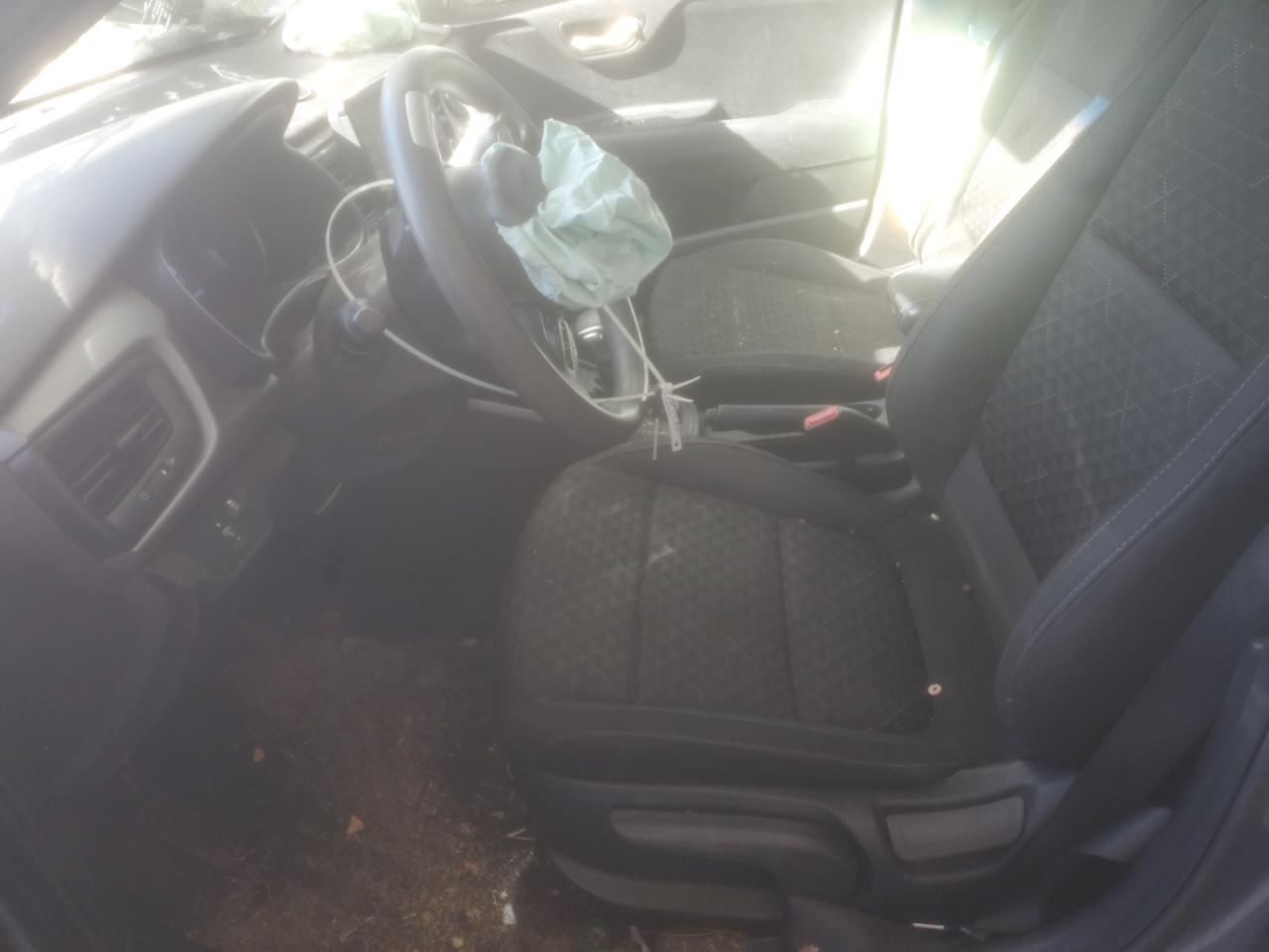 2019 Kia Rio - Image 7