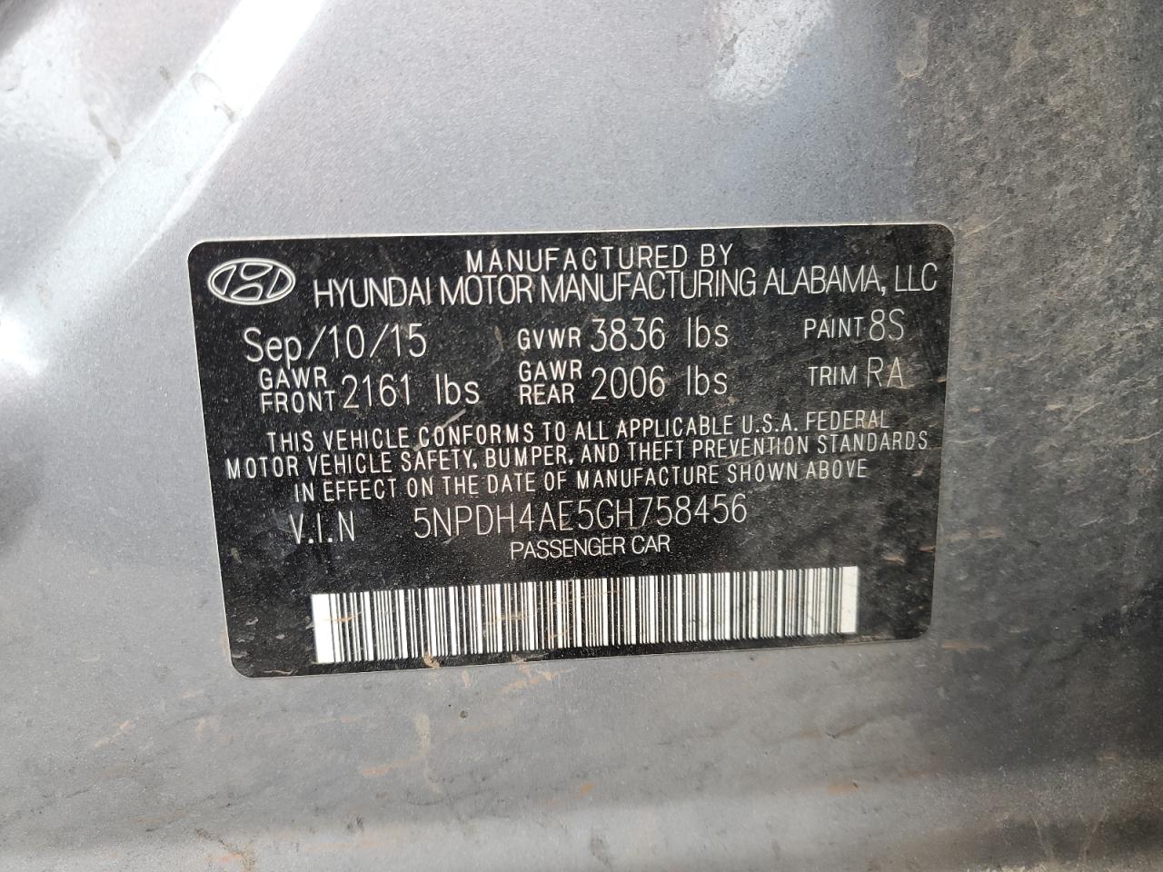 2016 Hyundai Elantra - Image 14