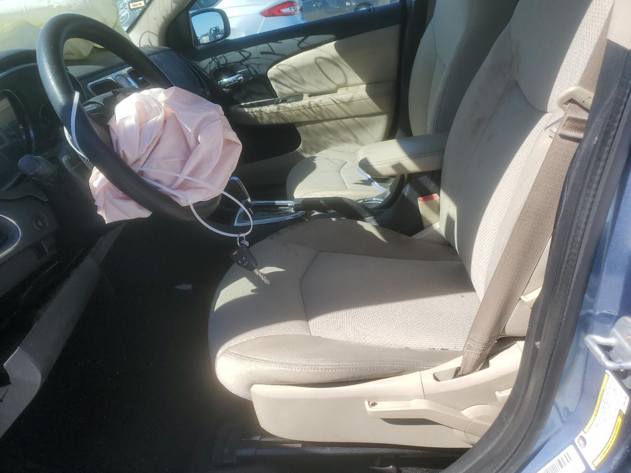 2011 Chrysler 200 - Image 7