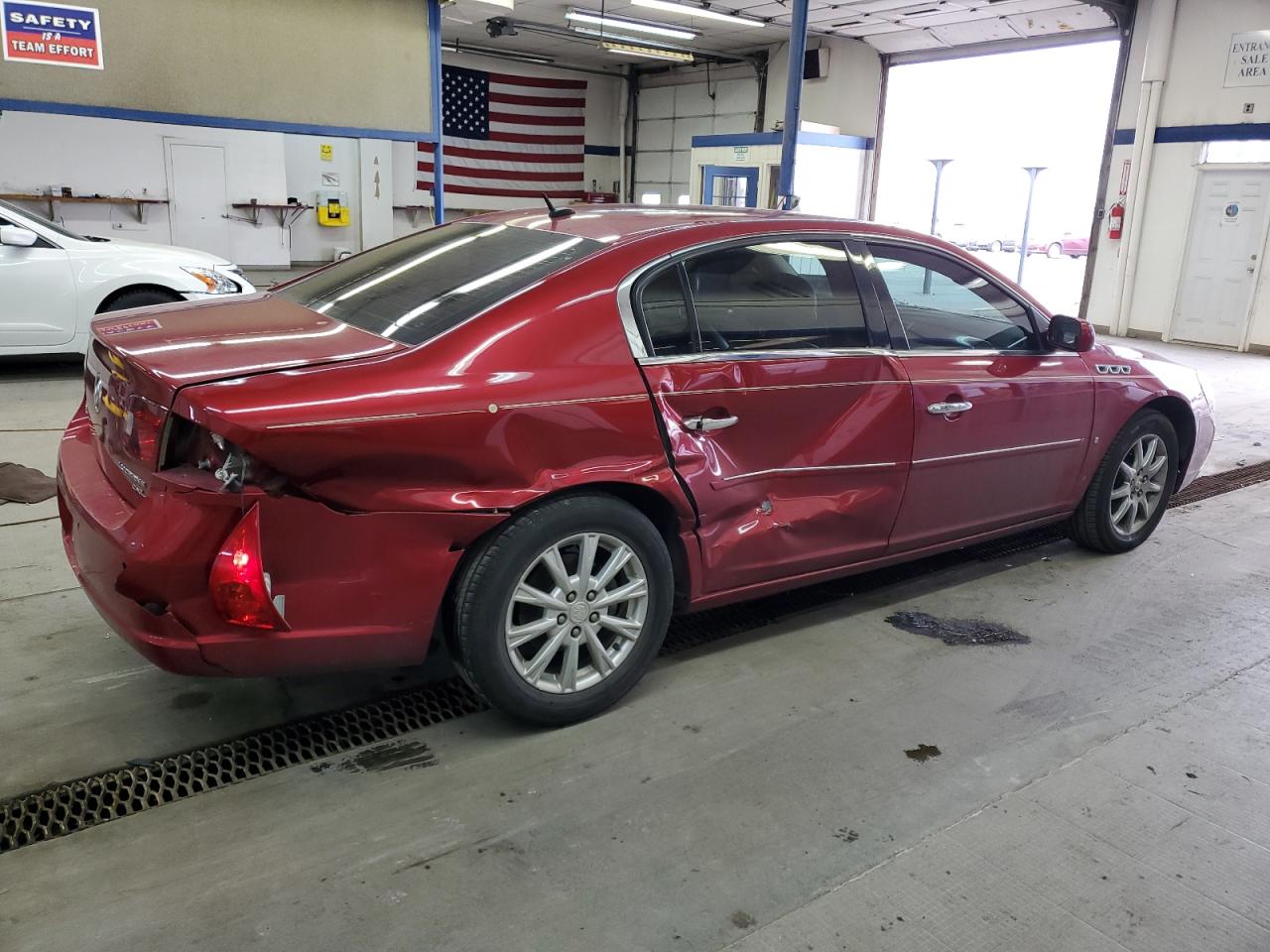 2007 Buick Lucerne - Image 3