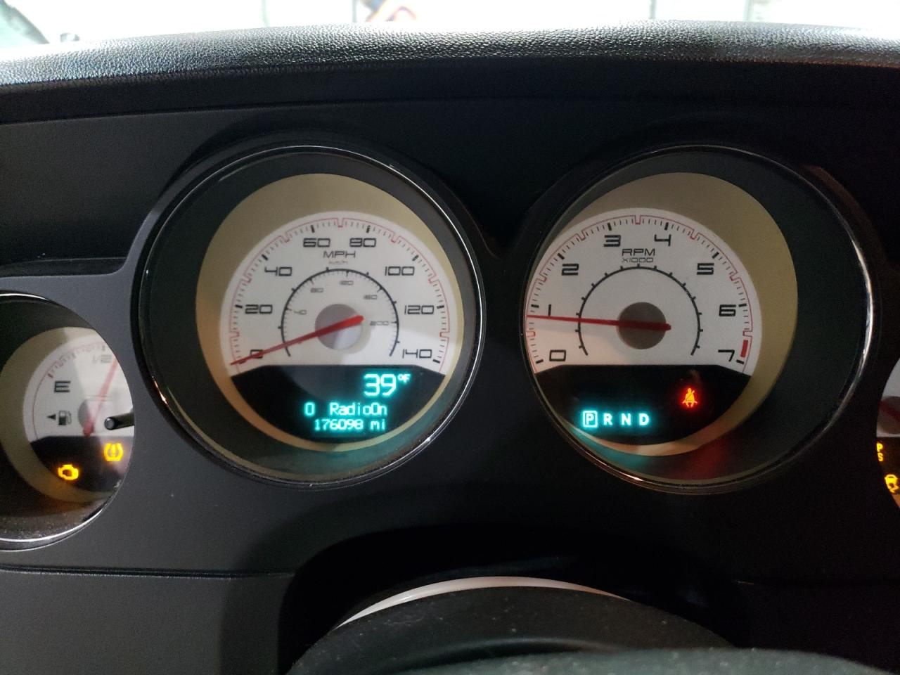 2011 Dodge Challenger - Image 9