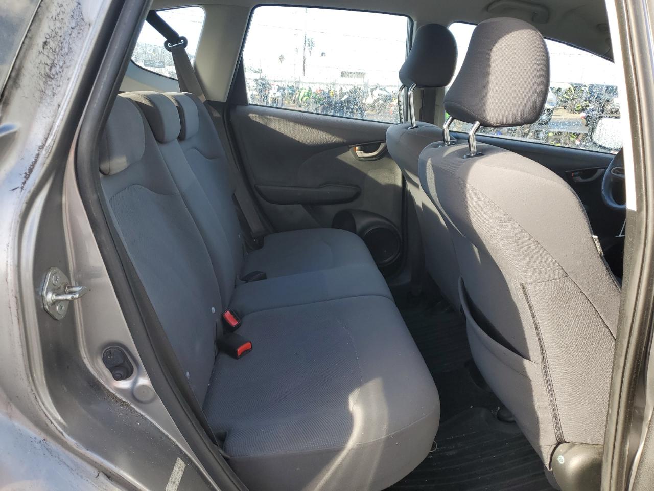 2009 Honda Fit - Image 10