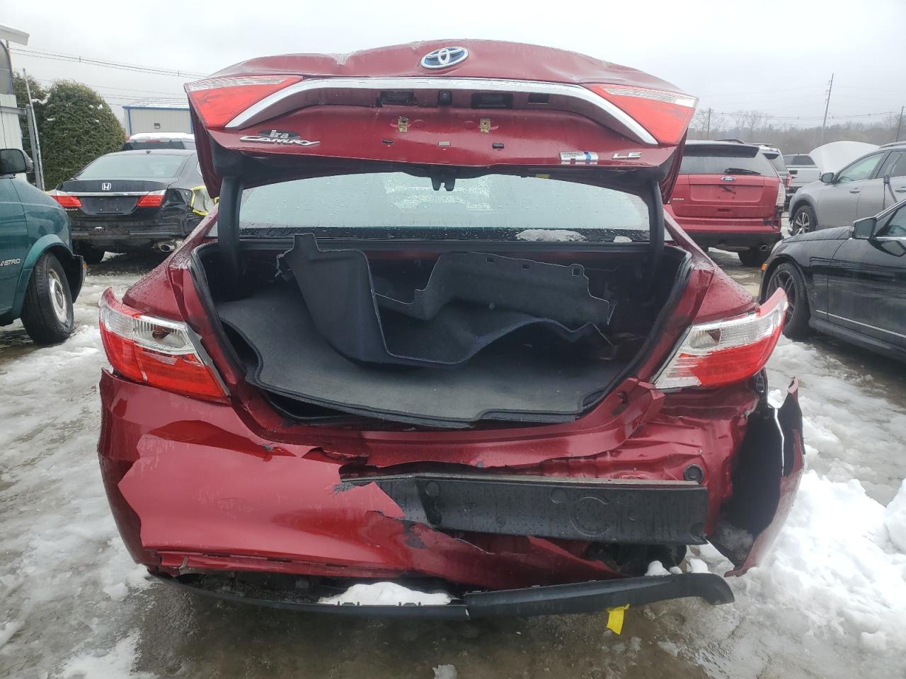 2015 Toyota Camry - Image 6