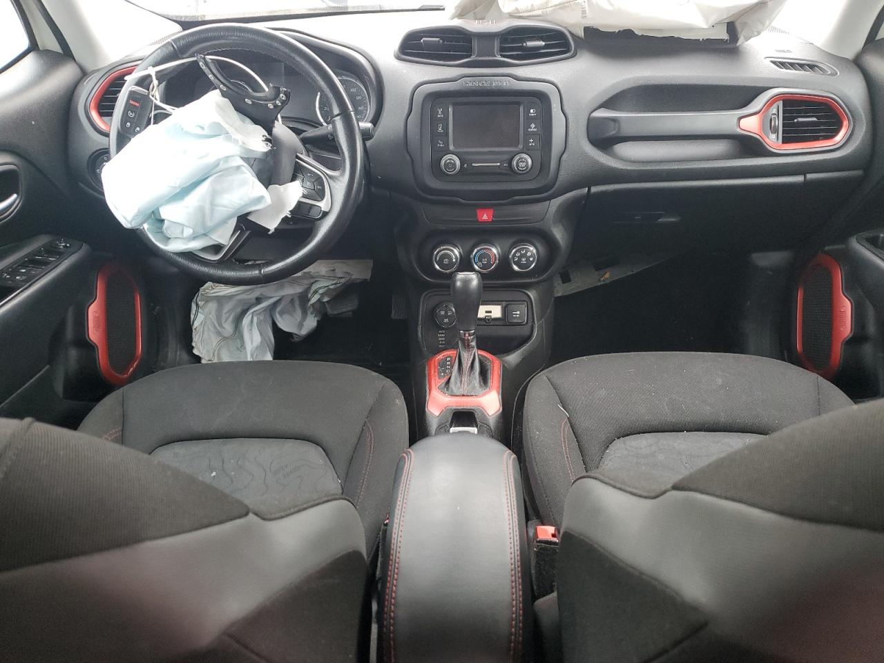 2016 Jeep Renegade - Image 8