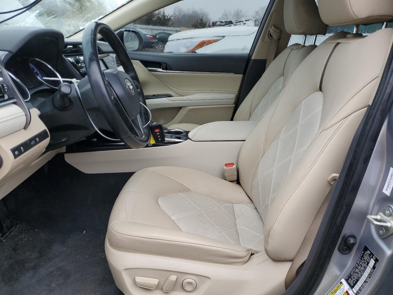 2018 Toyota Camry - Image 7