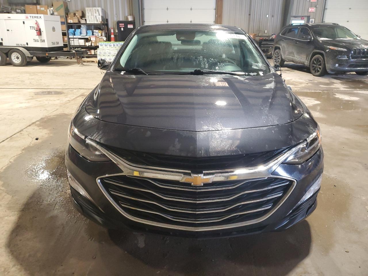 2023 Chevrolet Malibu - Image 5