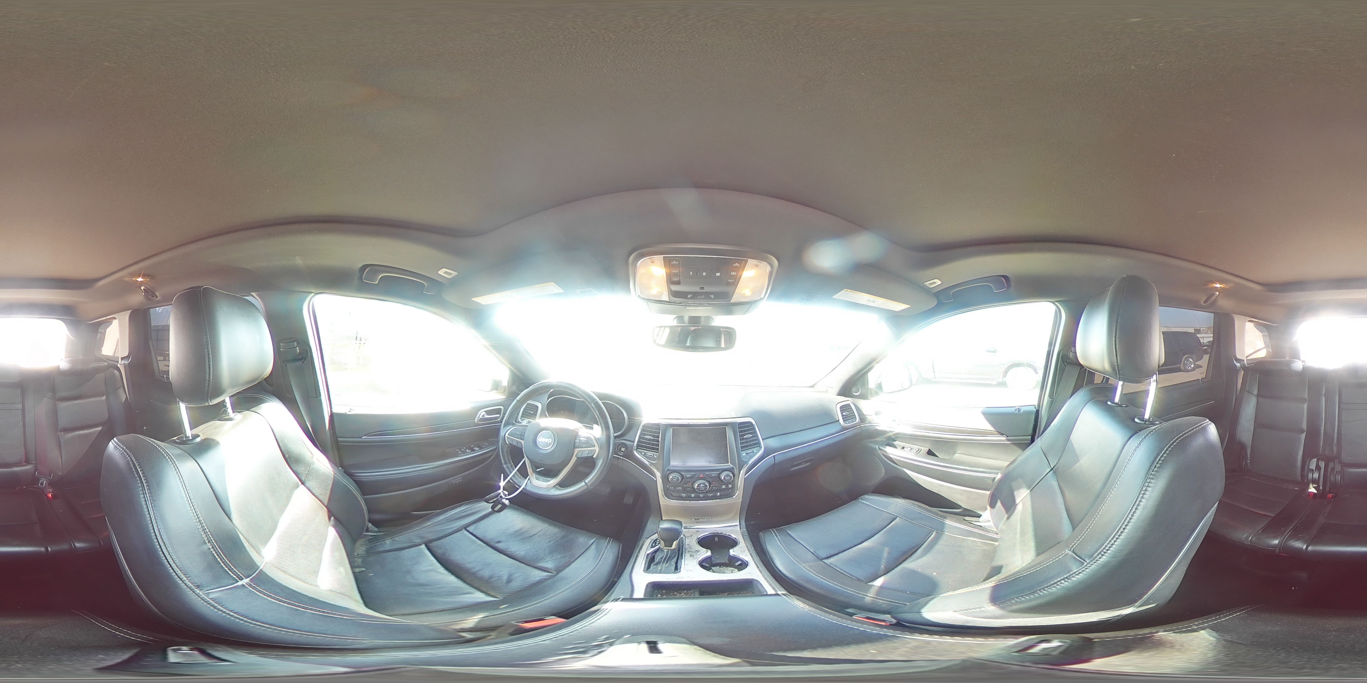 2017 Jeep Grand Cherokee - Image 12