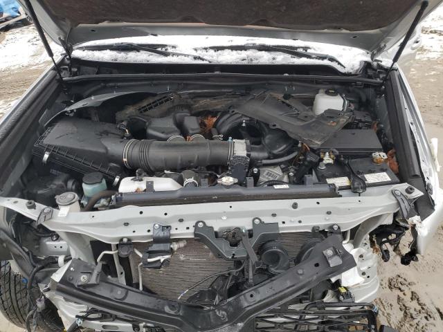 2023 TOYOTA 4RUNNER SE