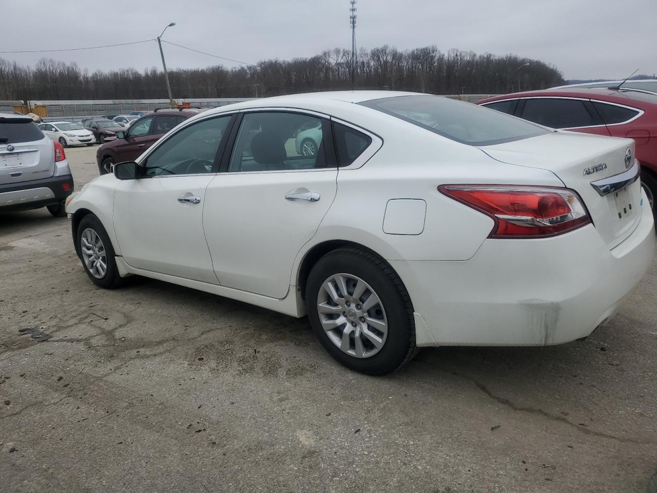 2013 Nissan Altima - Image 2