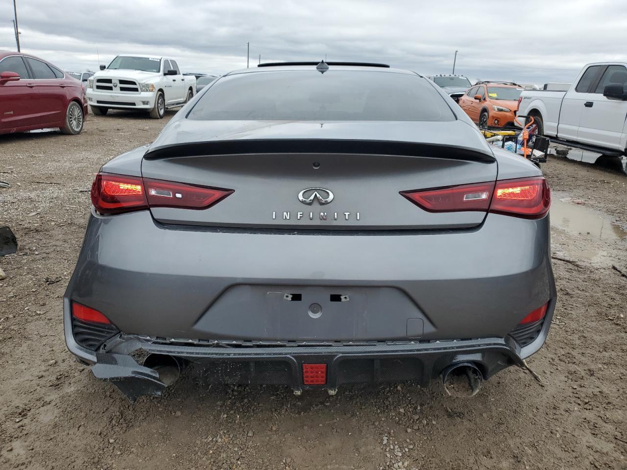 2017 Infiniti Q60 - Image 6