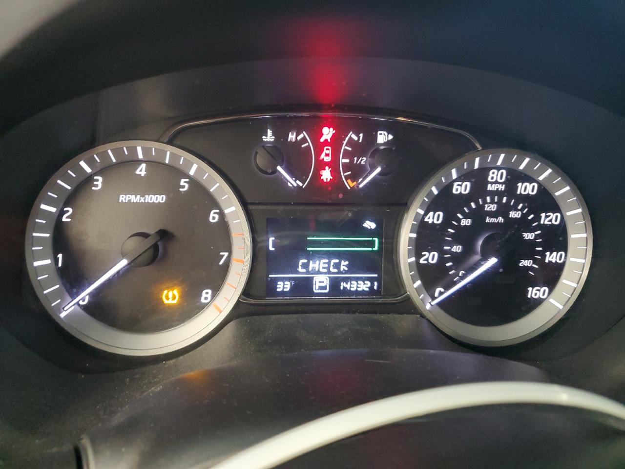2013 Nissan Sentra - Image 9